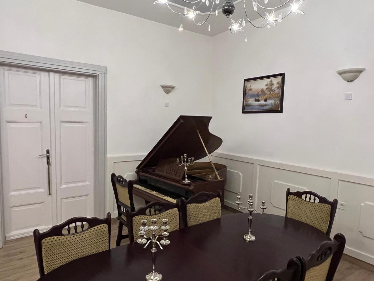 Kuria Vendeghaz Otel Poroszló Dış mekan fotoğraf